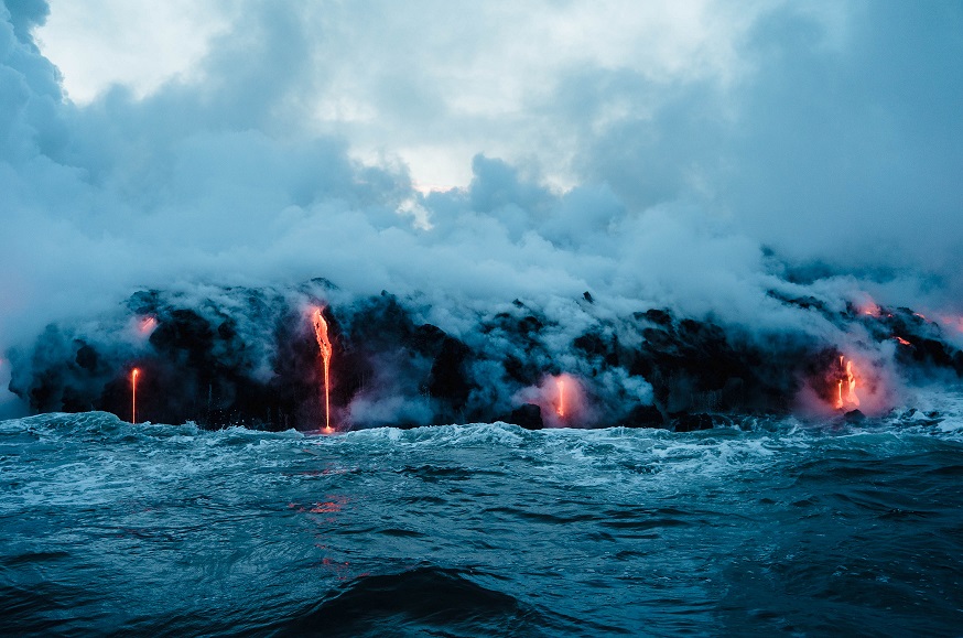 Volcan en éruption